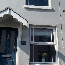 Quaint cottage in Ventnor with sea views