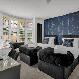 Stanley Executive 2 Bedrooms 4 Beds 2 Bathrooms