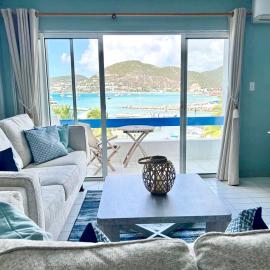 Oceanfront Boardwalk 2 Bed 2 Bath- Free parking, Sint Maarten, hotel a Philipsburg