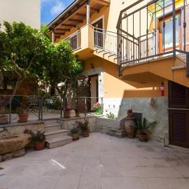 Casa Vacanze S. Marco, hotel in Valderice