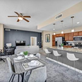 Luxury Condo w/ Lake Views! Center of Downtown