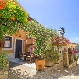 Holiday house with a swimming pool Draguc, Central Istria - Sredisnja Istra - 25162