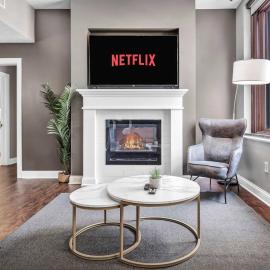 Luxury 2 BD Condo in the Heart of Downtown • Gym, Hotel in Cleveland