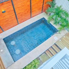 Butterfly House - Centric 2BR with shared pool