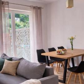 Apartament z ogródkiem
