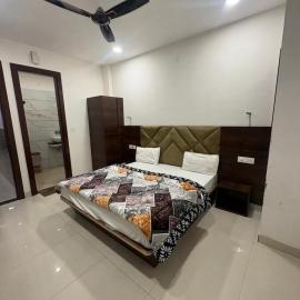 UV Inn Just 50 meters from Golden temple, hotel in Amritsar