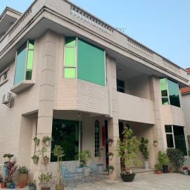 近富逸城商场天奕商场紫马岭公园职业技术学院五卧室二厅大厨房简约治愈系三层别墅, hotel a Zhongshan