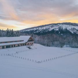 Chalet de la Villette، فندق في Les Déserts