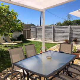 Sidari High Street Apartment