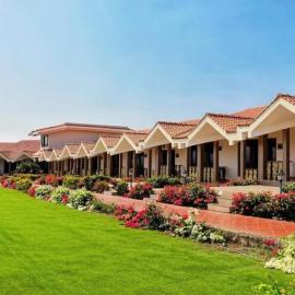 Summer Vines - Nashik, hotel in Pandhurli