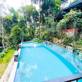 Niwana Resort, hotel u gradu 'Ratnapura'