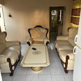 Room 01, hotel a Serekunda