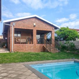 Swallows Rest Cottage KZN, hotell i Scottburgh