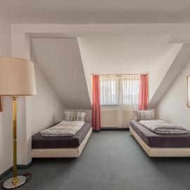 Hotel für Monteure in Dresden, Zimmer mit eigenem Bad und großer Gemeinschaftsküche