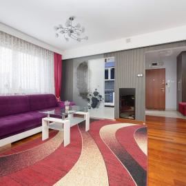 Family Apartment with Parking and Workspace near Metro in Warsaw by Noclegi Renters