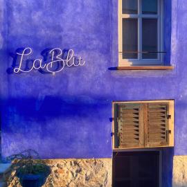 La Blu di Via Silvano 8, hotel in Monforte dʼAlba