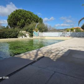 Spacieuse villa au calme avec grande piscine