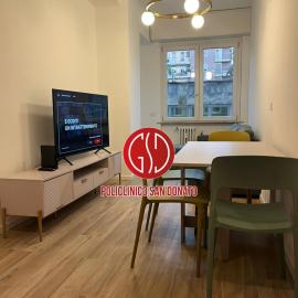 Civico 17 I Near M3 Duomo & Policlinico San Donato, hotel en San Donato Milanese