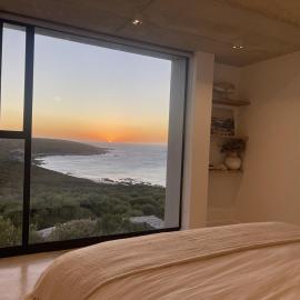 Zebra Views Front-Row Ocean Villa Romansbaai, khách sạn ở Gansbaai