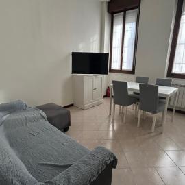 Modern three-room apartment with Wi-Fi, near MM2 Gorgonzola