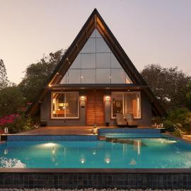 Privy Stays- Teakwood Villa, Alibag