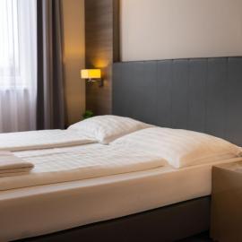 Dabas Hotel, hotel a Dabas