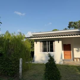 The Willow House 1BR and kitchen near Hinkong beach
