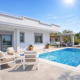 The Sisters Villa