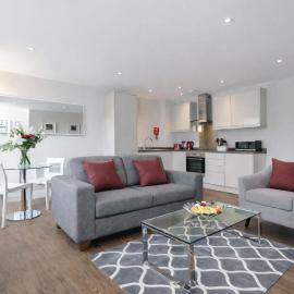 Roomspace Serviced Apartments - Trinity House, hotell i Reigate