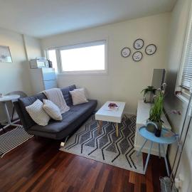1 & 2 Bedrooms Gardemoen Oslo Gjerdrum Residents, hotel em Gjerdrum