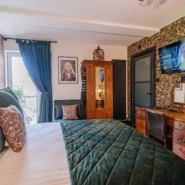 Ricky Road Guest House: Watford şehrinde bir otel