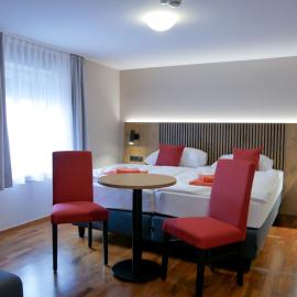 Hotel Linde-Sinohaus, hotelli kohteessa Lustenau