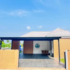 Sea & Sand House, hótel í Ban Khlong Khut