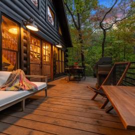 Modern Log Cabin - Hot Tub, Fire Pit, Spa-like bathroom in secluded nature haven, khách sạn ở Blue Ridge