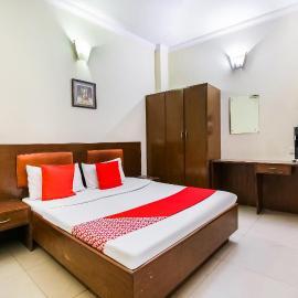 Hotel O by OYO Angad Continental, hotel em Ambāla