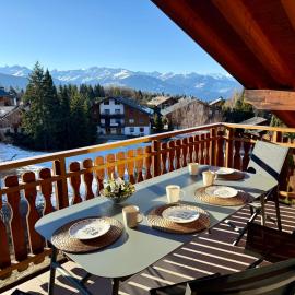 Duplex spacieux et plein de charme à Crans-Montana