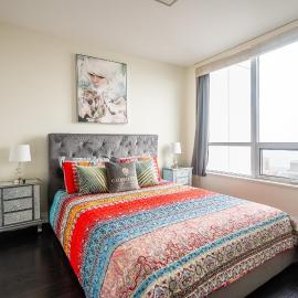Modern 1 BR Apartment in North York Free parking