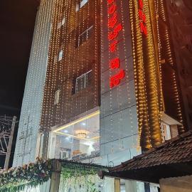 COMFORT Inn、Subrahmanyaのホテル