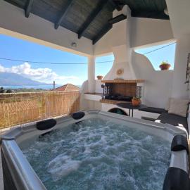 Marily's seaview suite with private JACUZZI and BBQ