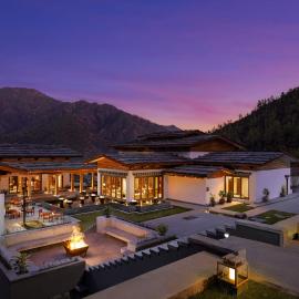 Taj Paro Resort & Spa, hotel i Paro