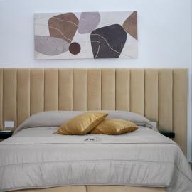 Augustea Travel Rooms, hotel a Frignano