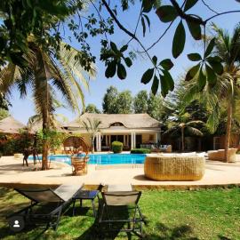 Bandam Lodge، فندق في Ngaring