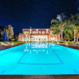 Palais Pyar Luxury and Serenity Setting, хотел в Najem
