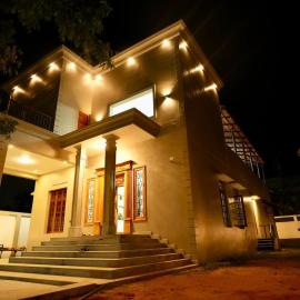 Desert Beach House with swimming pool, Hotel in Kuilapayam