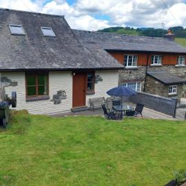 2 Bed in Machynlleth oc-wad305, Hotel in Cemmaes