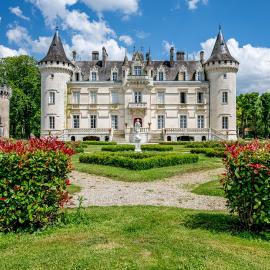 Château Optical Center, hôtel à Nieuil