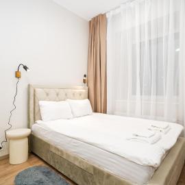 Airport-Bus - 13 North Studios - Apartment 1