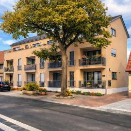 Ferienwohnung Heiter -ruhig - Balkon - Stellplatz - WLAN - Vollausstattung - Entspannung am Rande der 3 Gleichen