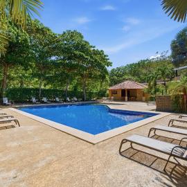 Snorkel Paradise Condo, Pool, Steps to the Beach