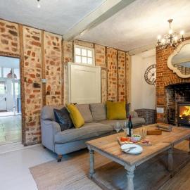 5 Bed in Halesworth oc-cfl